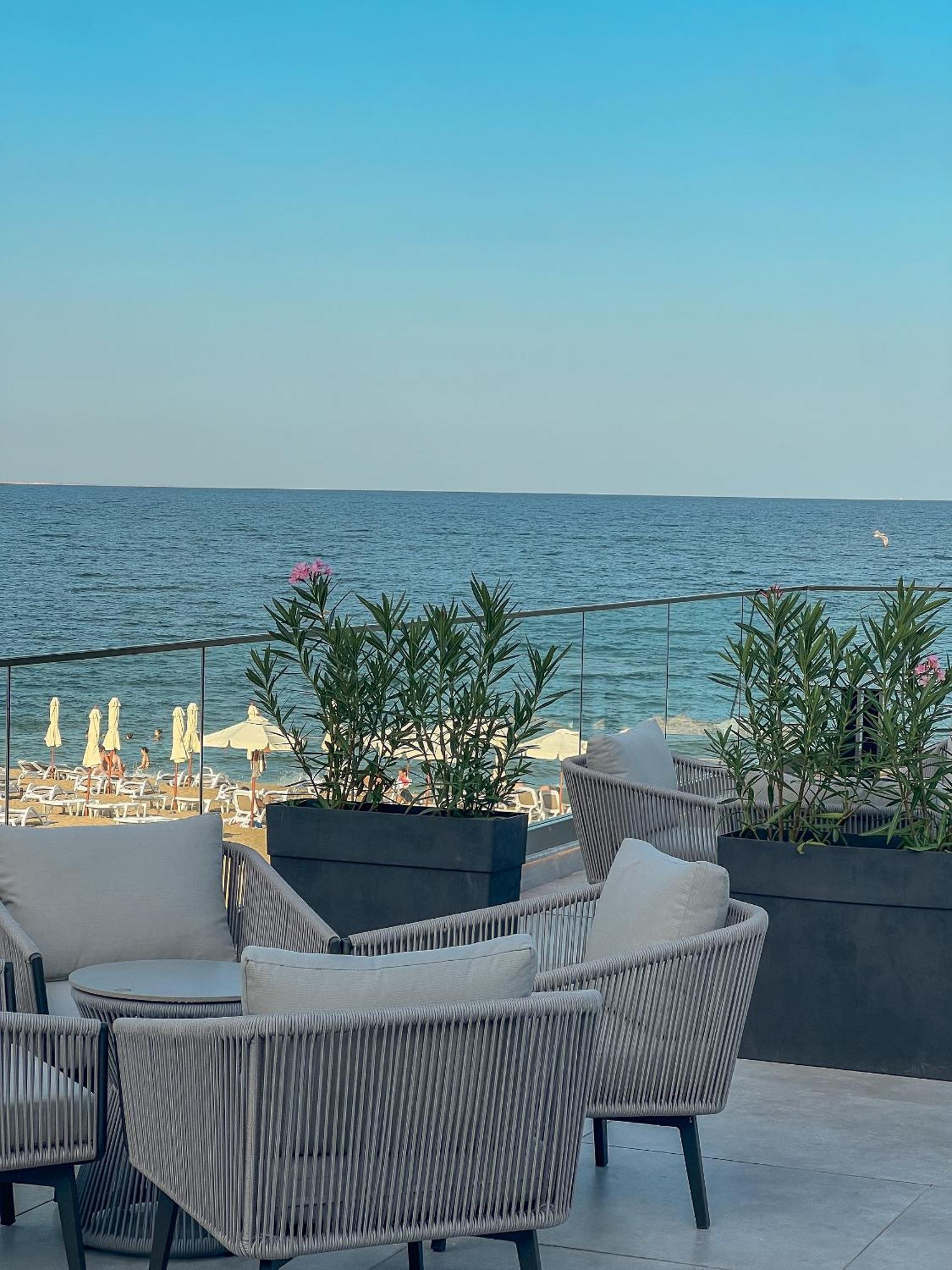 Grifid Noa Hotell Golden Sands Exteriör bild